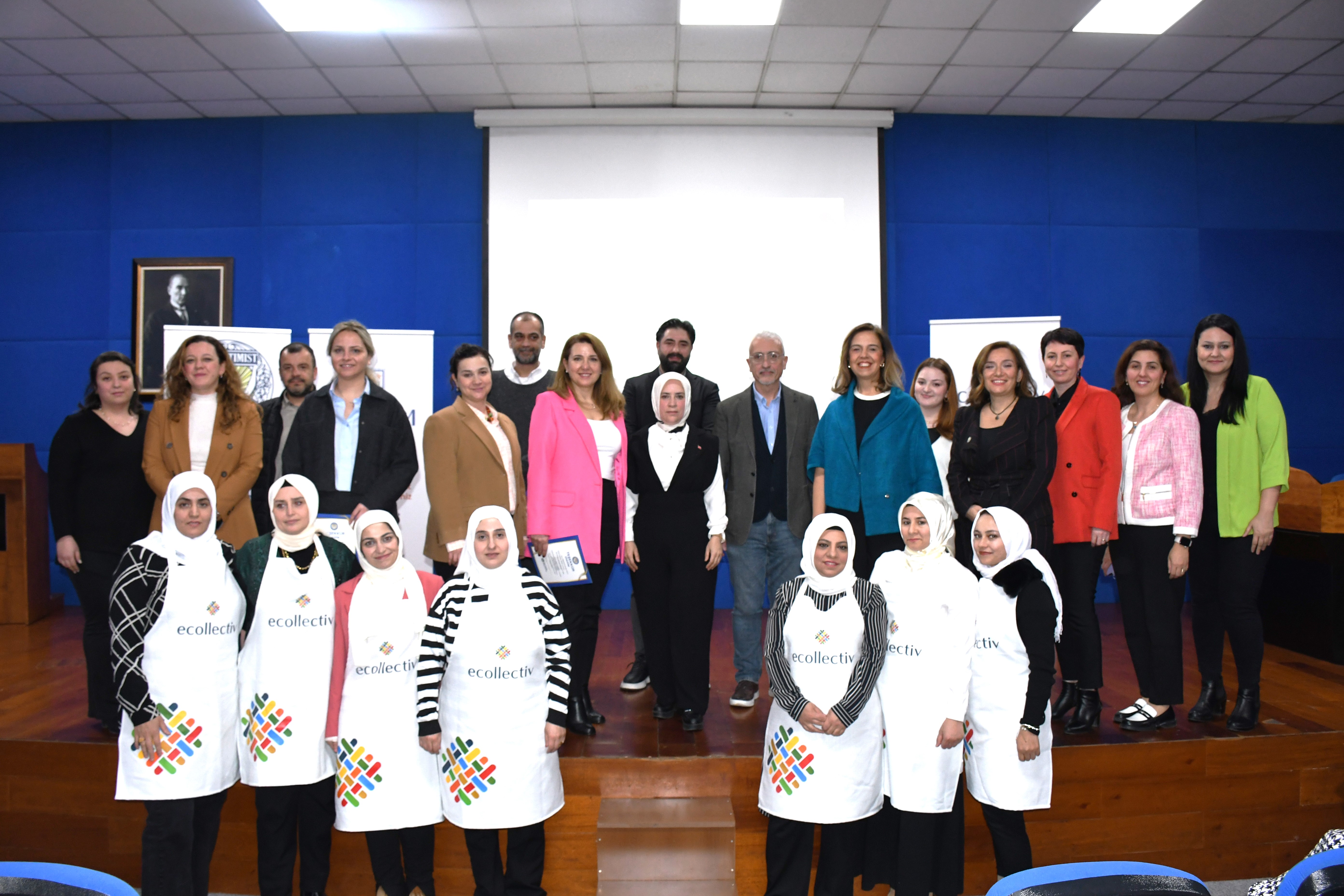 Contribution to Women Employment and Sustainability with "Ecollectiv"